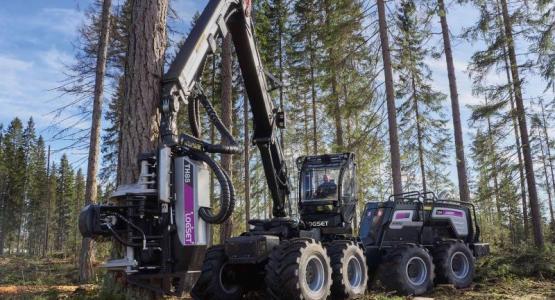 Logst - Technologie hybride dans les machines forestières